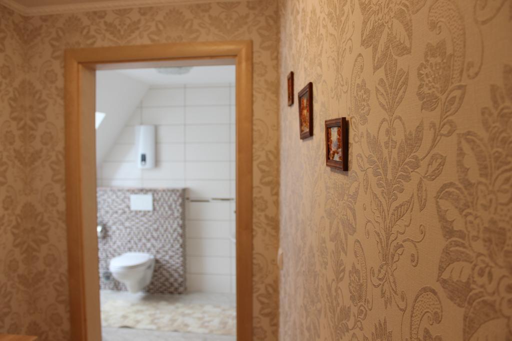 Posthotel Bad Bertrich Cameră foto